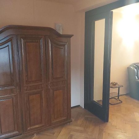 Kitty Apartament Apartment Bucureşti Ngoại thất bức ảnh