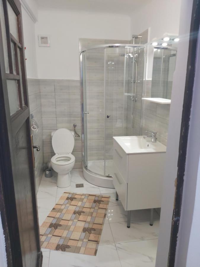 Kitty Apartament Apartment Bucureşti Ngoại thất bức ảnh